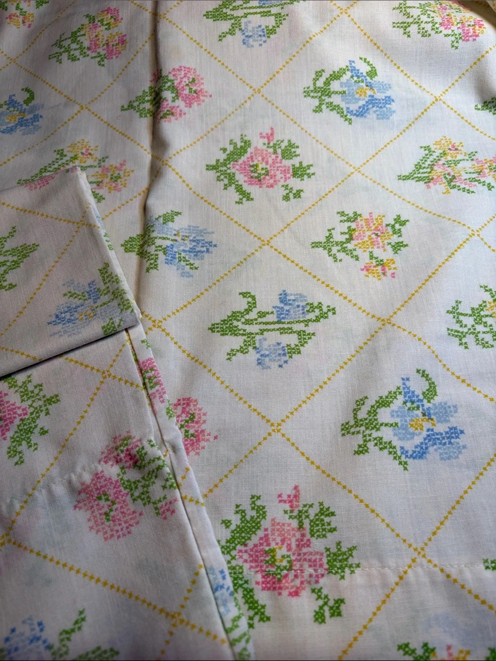 Vintage Floral Cross-Stitch Pattern pillowcases in White with Pink & Blue FF